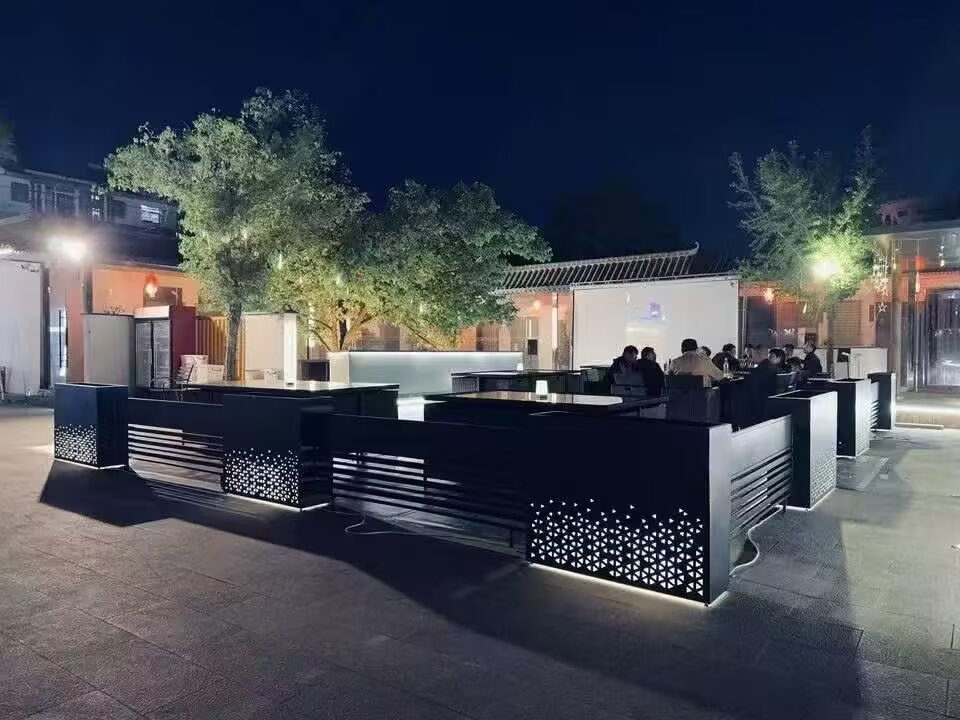 张家口花箱定制项目：泉州星灿家具有限公司标杆工程案例——张家口·古城新韵商业街区景观花箱定制